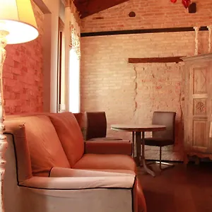 Rosso Charm Frühstückspension Venedig